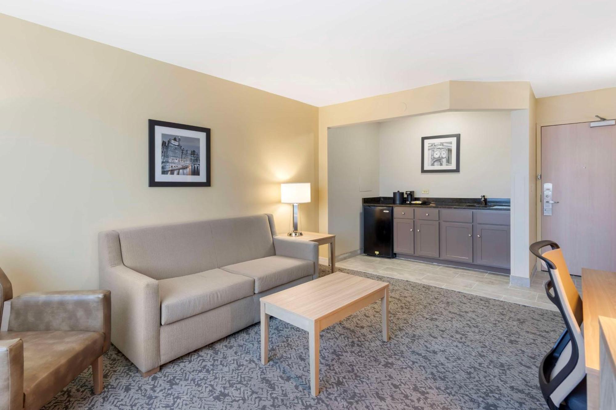 Best Western Glenview - Chicagoland Inn And Suites Εξωτερικό φωτογραφία